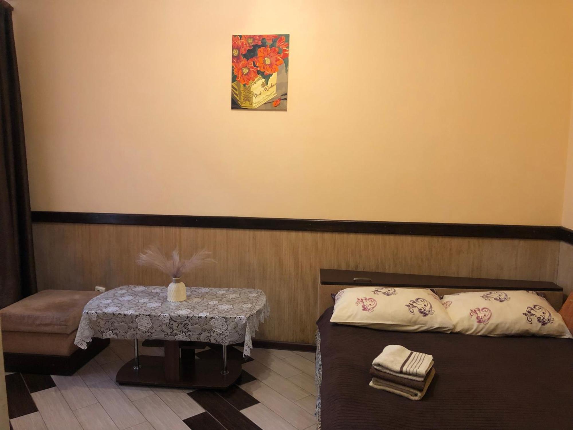Львів Центр Міста Apartment In The Center Of Lviv Поруч Громадська Парковка Exterior foto